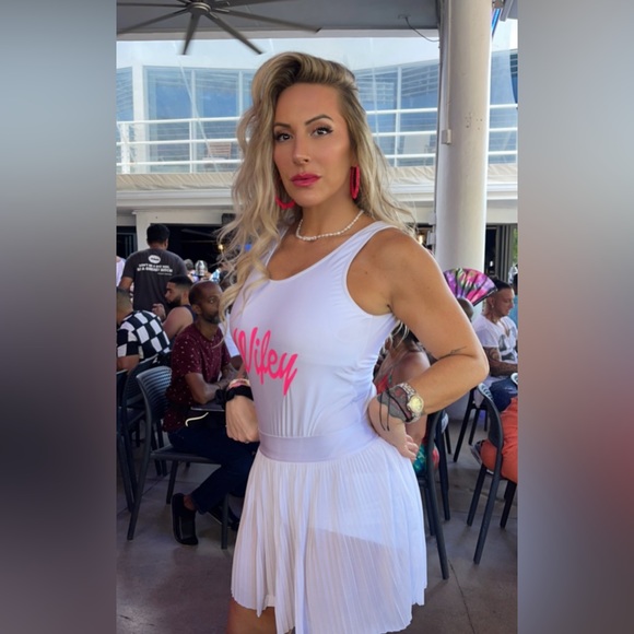 Meet your Posher, Amanda - Picture 14 of 14